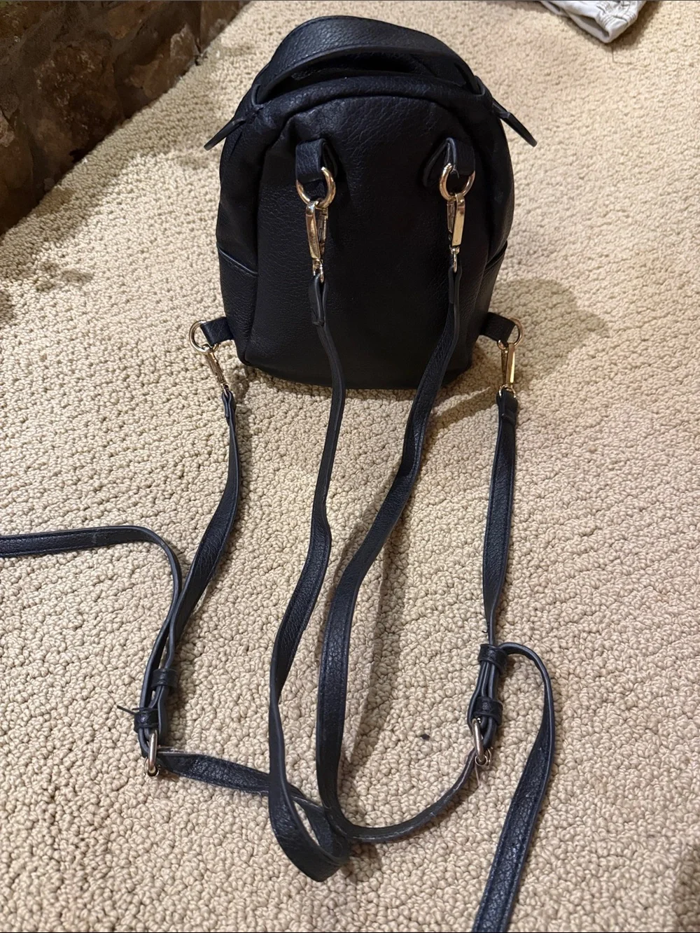 Peta + Jain compact black